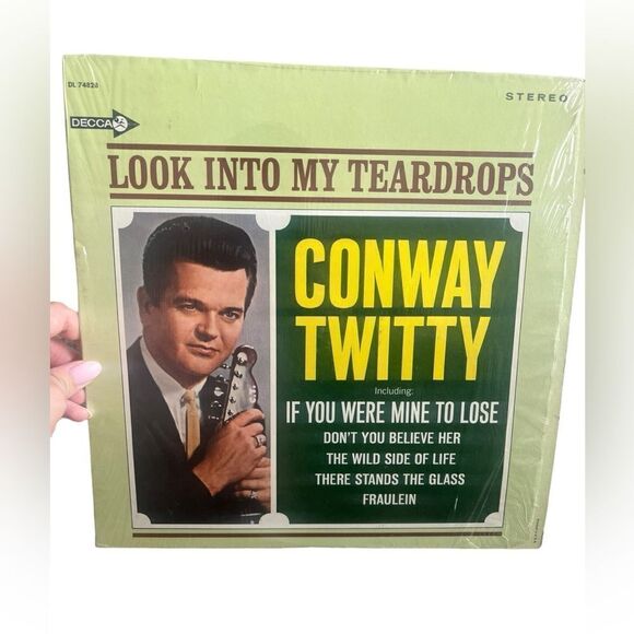 VINTAGE CONWAY TWITTY “LOOK INTO MY TEARDROPS” VINYL LP 1966 COUNTRY - Picture 3 of 11